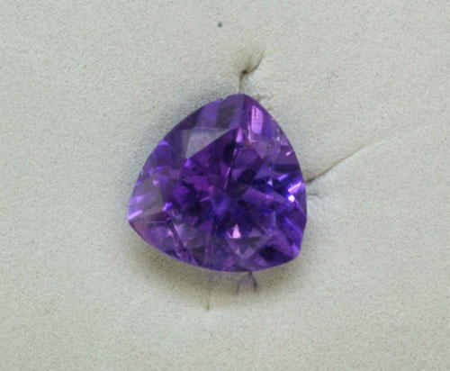 5mm Trillion Amethyst (0.40 ct) 5mm Trillion Amethyst (0.40 ct)