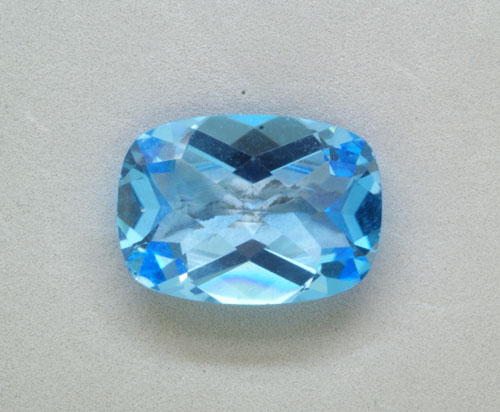 5mm Cushion Checkerboard Blue Topaz (0.64 ct) 5mm Cushion Checkerboard Blue Topaz (0.64 ct)