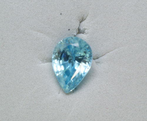 7x5 Pear Blue Zircon (1.00 ct) 7x5 Pear Blue Zircon (1.00 ct)