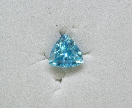 4mm Trillion Blue Zircon O.30ct (0.30 ct) 4mm Trillion Blue Zircon O.30ct (0.30 ct)