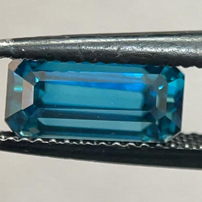 10.66x5.09x5.40 Octagon Blue Zircon (4.14 ct) 10.66x5.09x5.40 Octagon Blue Zircon (4.14 ct)