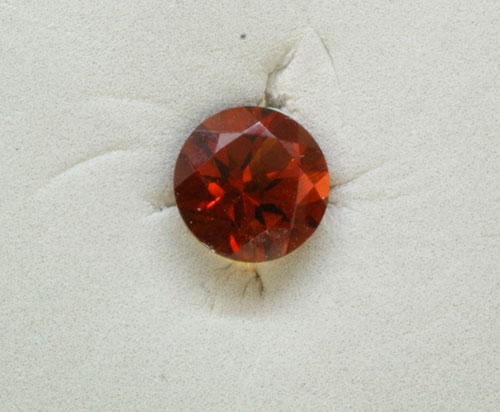 5mm Round Fire Citrine (0.41 ct) 5mm Round Fire Citrine (0.41 ct)