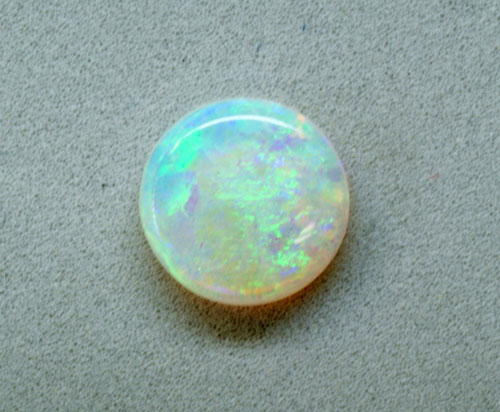 2.5mm Round Australian Opal (0.04 ct) 2.5mm Round Australian Opal (0.04 ct)