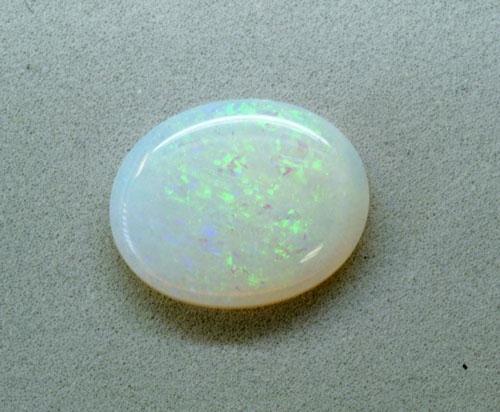 8x6 mm Oval Australian Opal (0.75 ct) 8x6 mm Oval Australian Opal (0.75 ct)