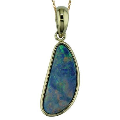 14K Yellow Gold Australian Opal Doublet Pendant 14K Yellow Gold Australian Opal Doublet Pendant