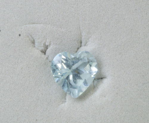 4mm Heart Aquamarine (0.21 ct) 4mm Heart Aquamarine (0.21 ct)