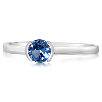 14K White Gold Blue Topaz Ring 14K White Gold Blue Topaz Ring