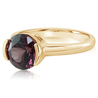 14K Yellow Gold Purple Garnet Ring 14K Yellow Gold Purple Garnet Ring