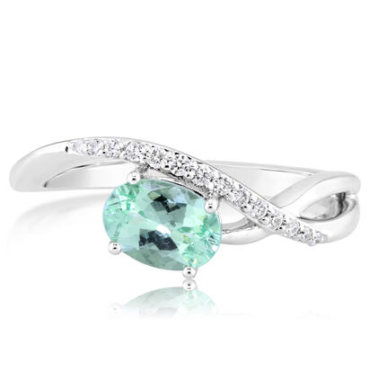 14K White Gold Mint Garnet/Diamond Ring 14K White Gold Mint Garnet/Diamond Ring