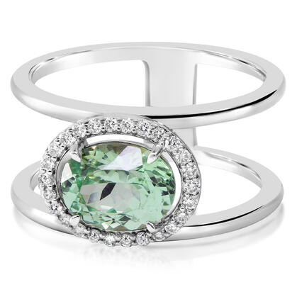 14K White Gold Mint Garnet/Diamond Ring 14K White Gold Mint Garnet/Diamond Ring