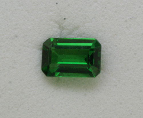 6.82x4.47x2.79 Octagon Tsavorite (0.75 ct) 6.82x4.47x2.79 Octagon Tsavorite (0.75 ct)