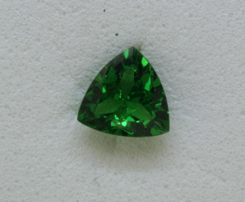 5mm Trillion Tsavorite (0.46 ct) 5mm Trillion Tsavorite (0.46 ct)
