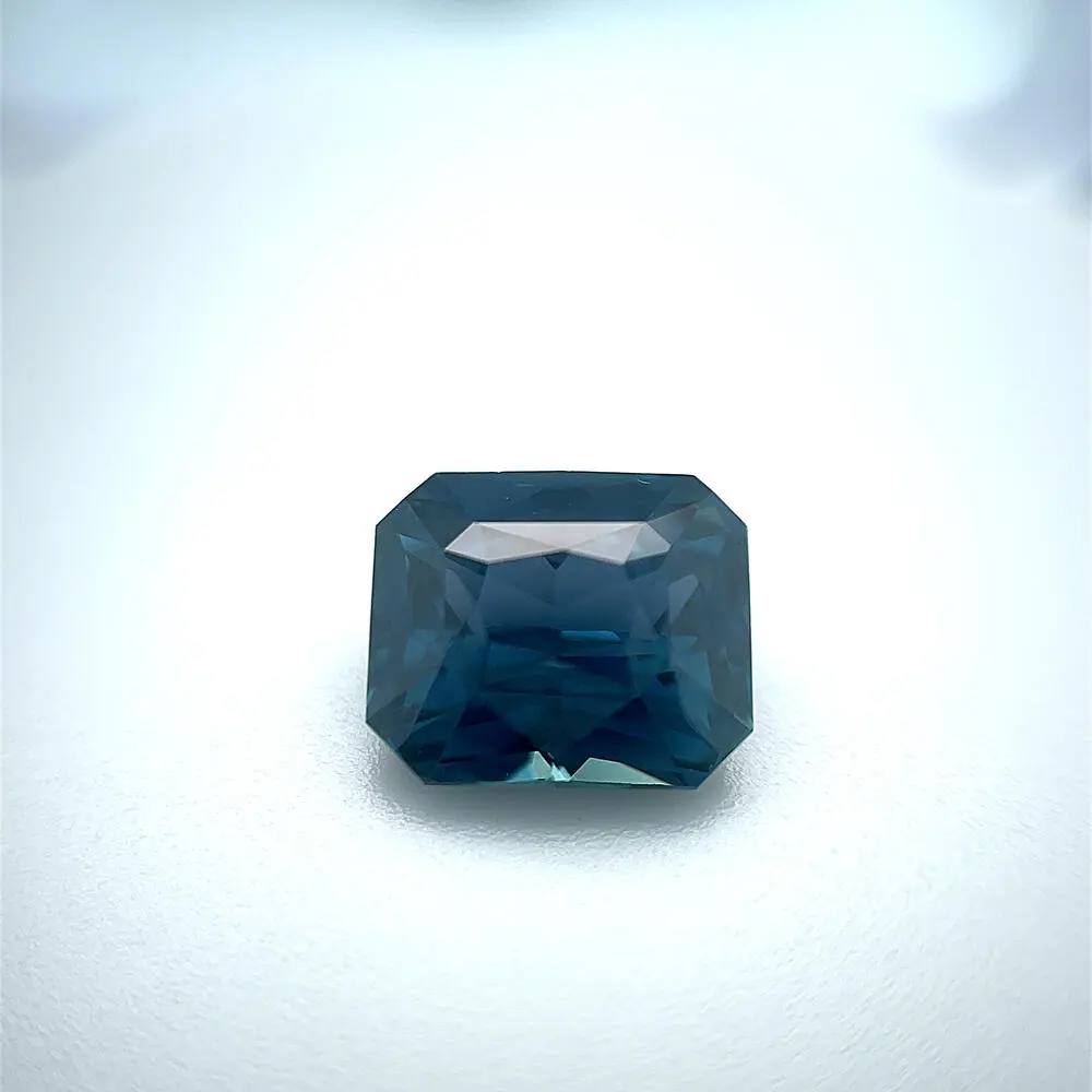 8.54x7.18x5.26 Octagon Teal Sapphire (3.17&nbsp;ct)
