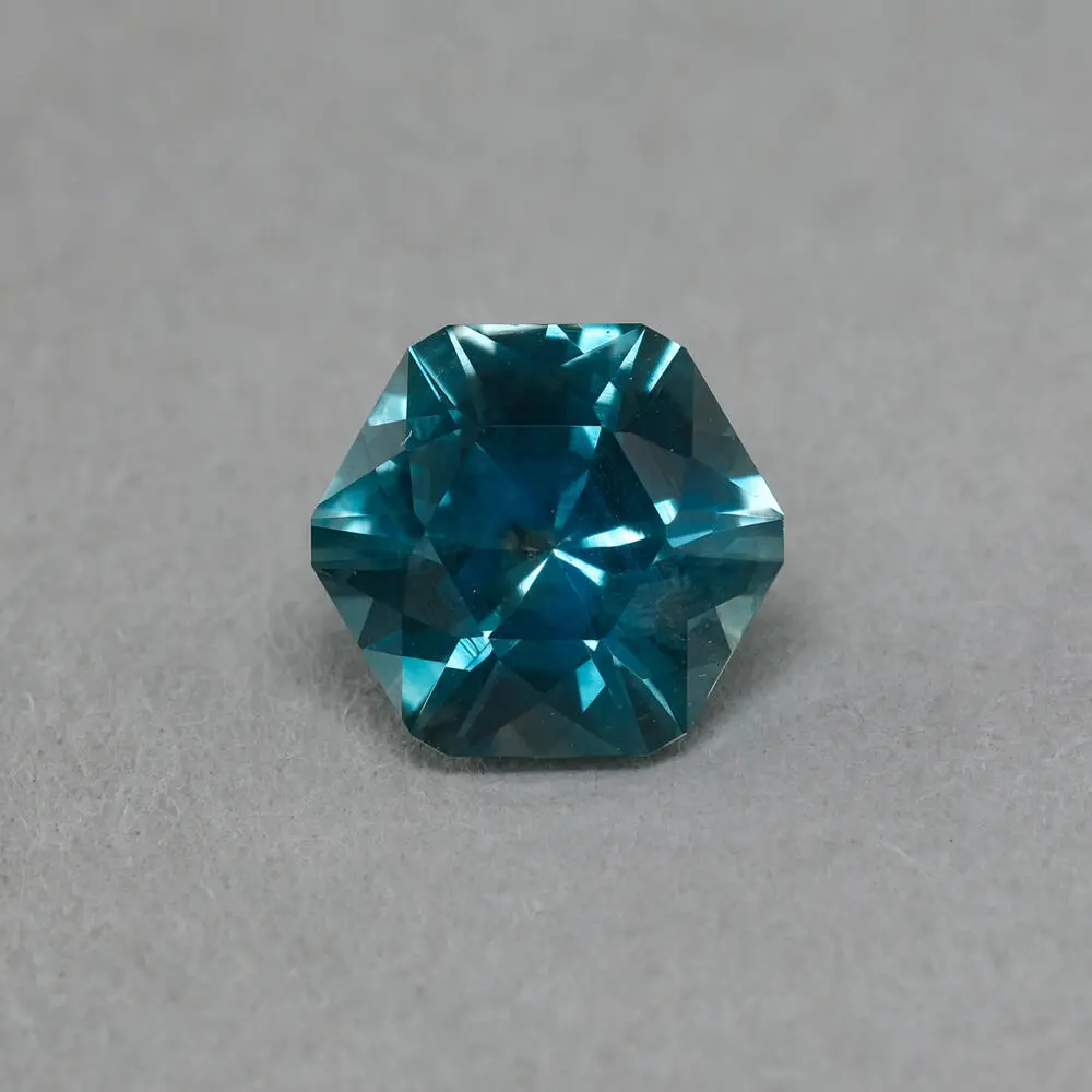 5.4x3.6mm Hexagon Montana Sapphire (0.81&nbsp;ct)