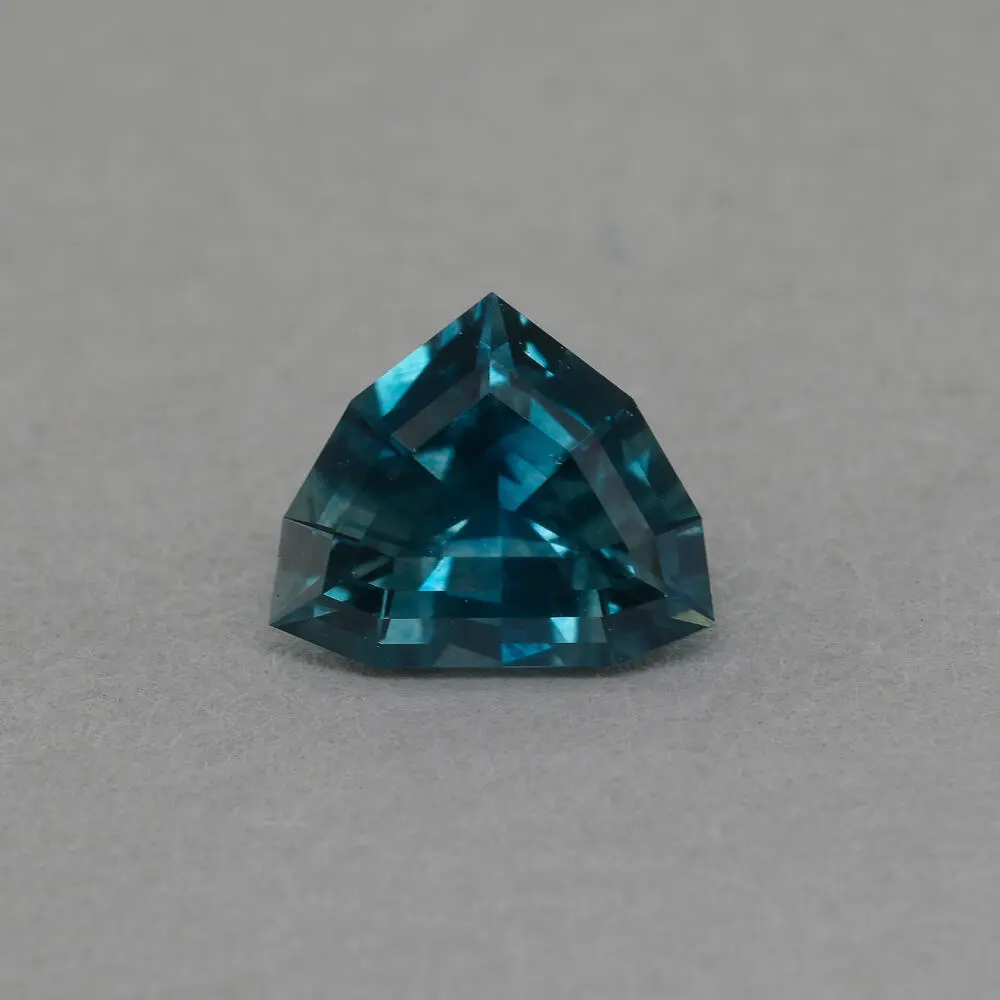 6.50x5.50 Shield Montana Sapphire (0.78&nbsp;ct)