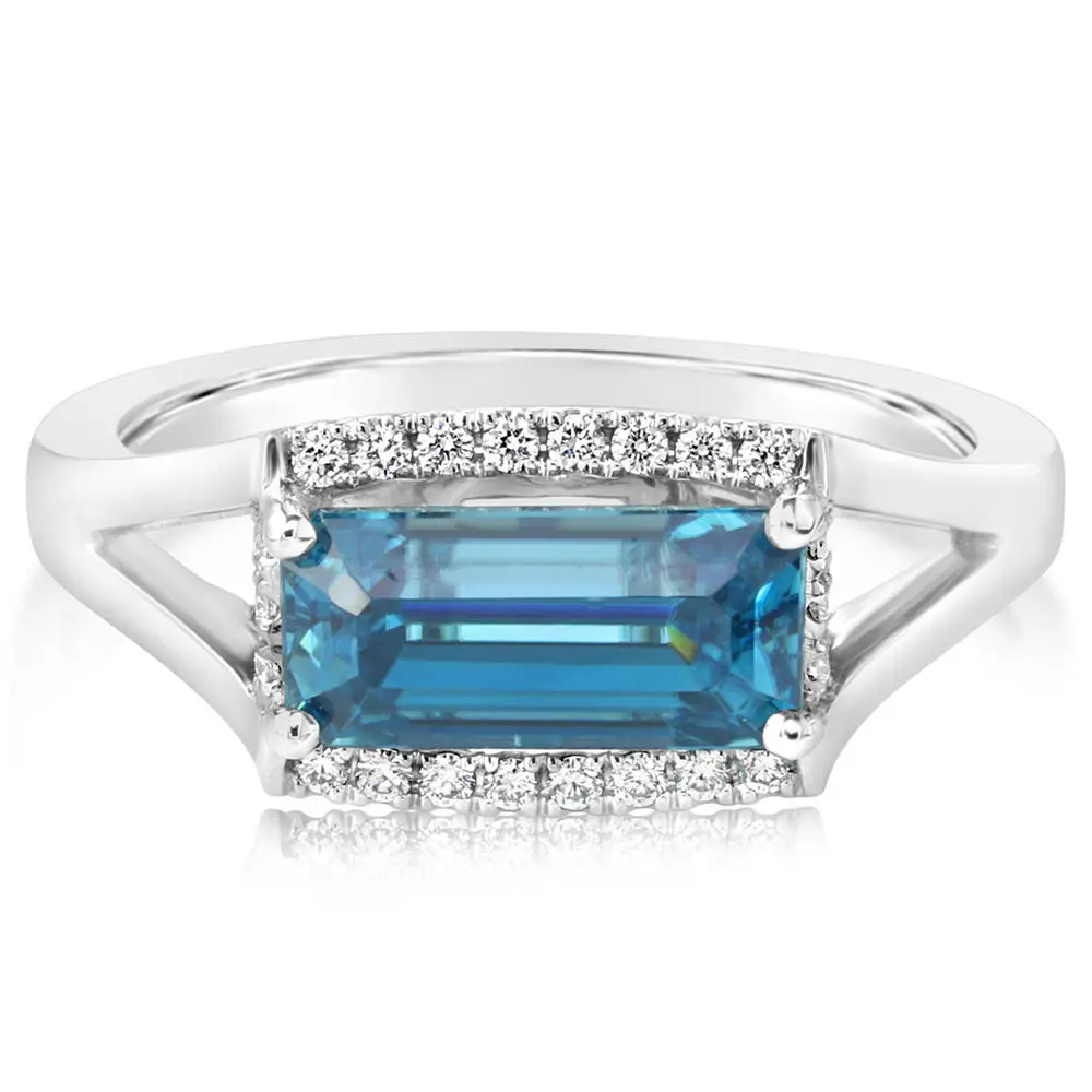 Platinum Blue Zircon/Diamond Ring Platinum Blue Zircon/Diamond Ring